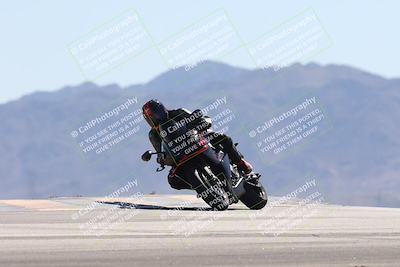 media/Oct-13-2025-Moto Forza (Mon) [[a66d839500]]/3-B Group/Session 4 (Turn 9)/